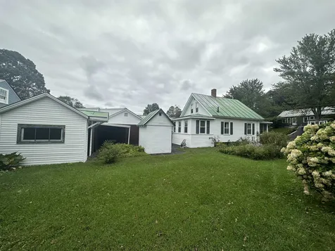 28 Enright Avenue Windsor VT 05089