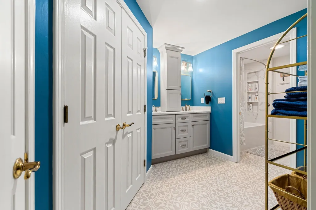 21 Ryan Road Goffstown NH 03045