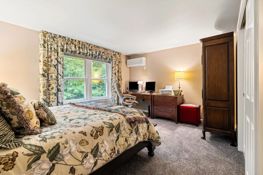 21 Ryan Road Goffstown NH 03045