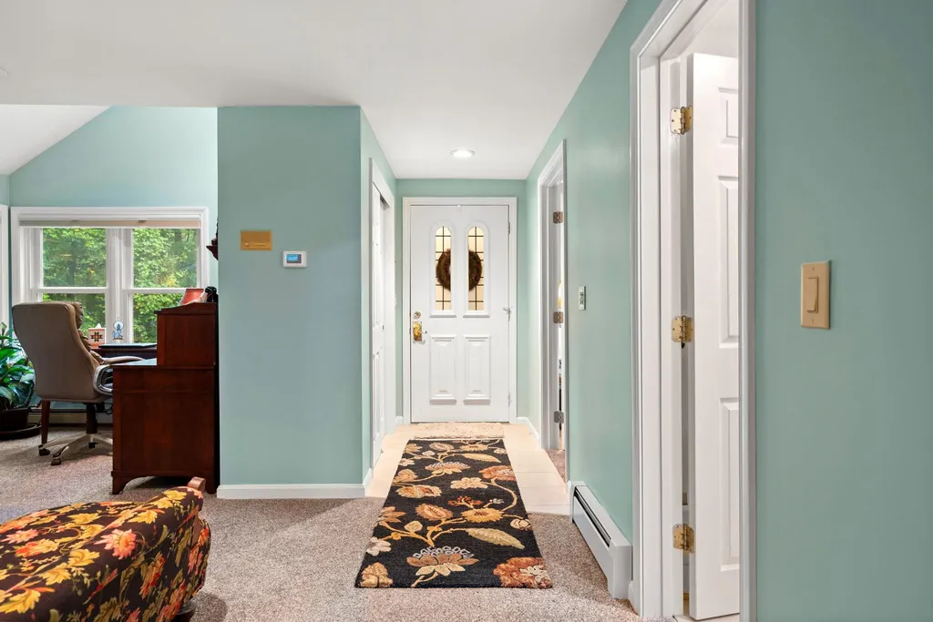 21 Ryan Road Goffstown NH 03045