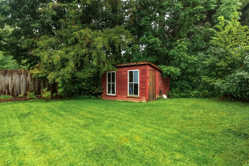 1176 W Woodstock Road Woodstock VT 05091