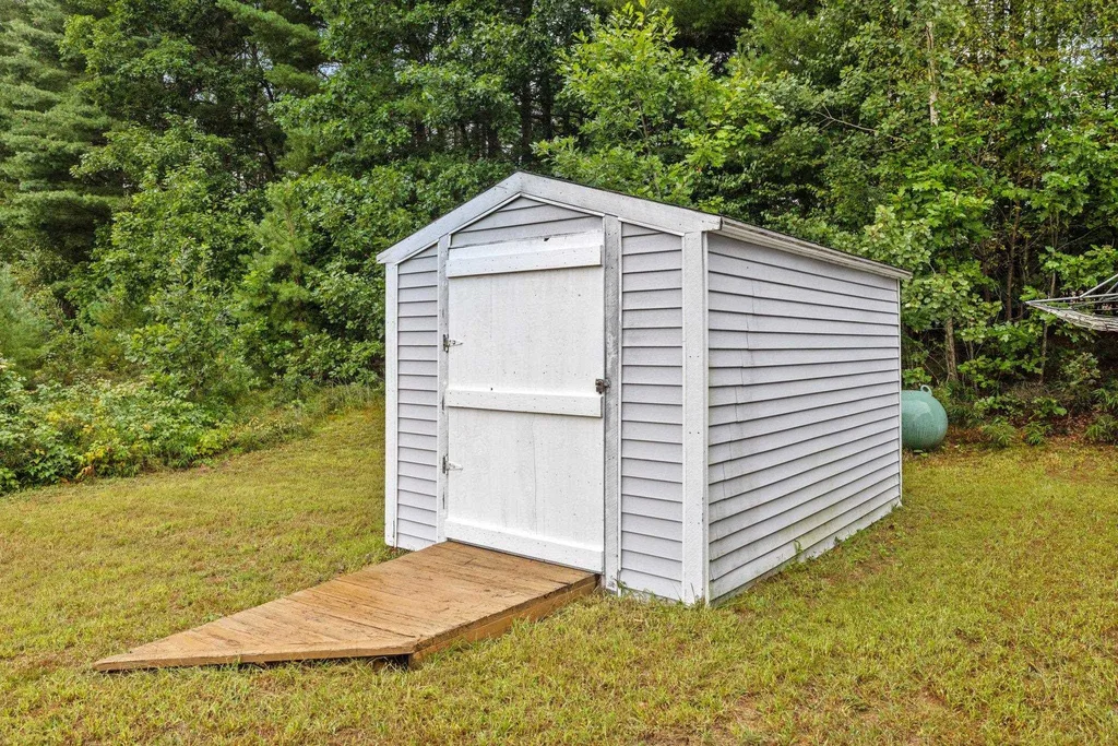38 Scenic Drive Belmont NH 03220