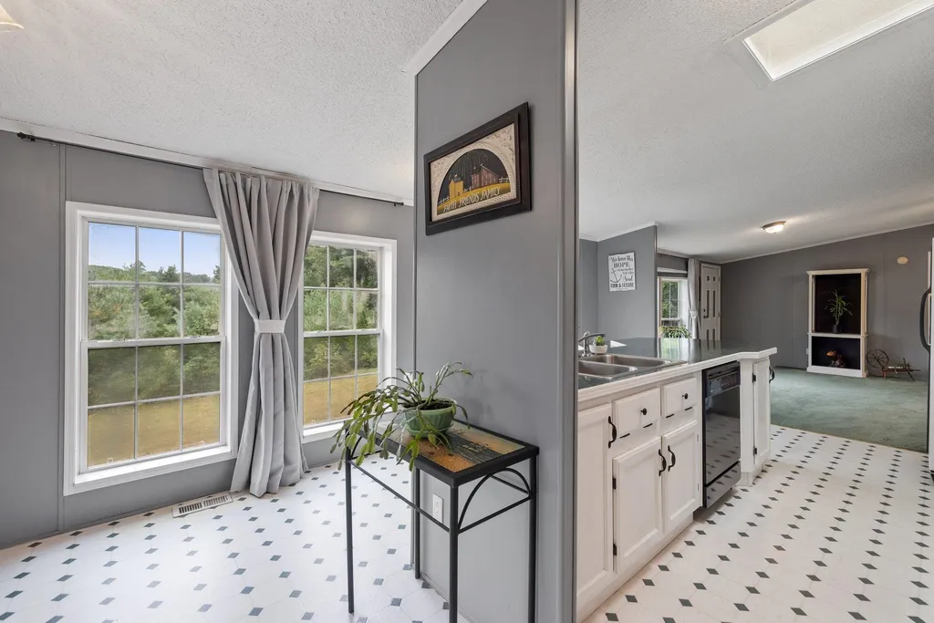 38 Scenic Drive Belmont NH 03220