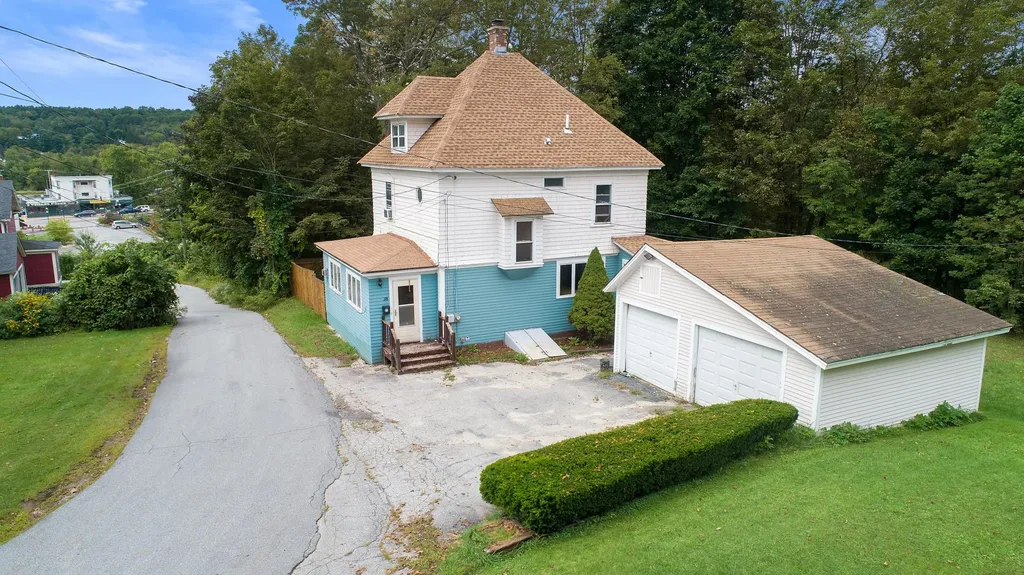 38 River Street Newport NH 03773