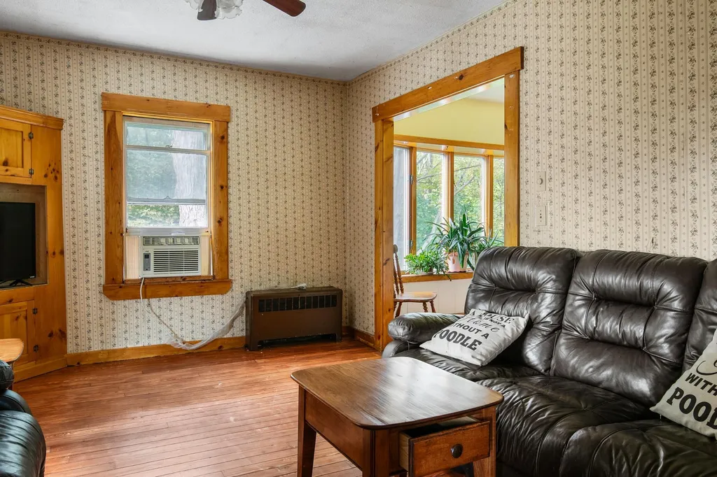 38 River Street Newport NH 03773