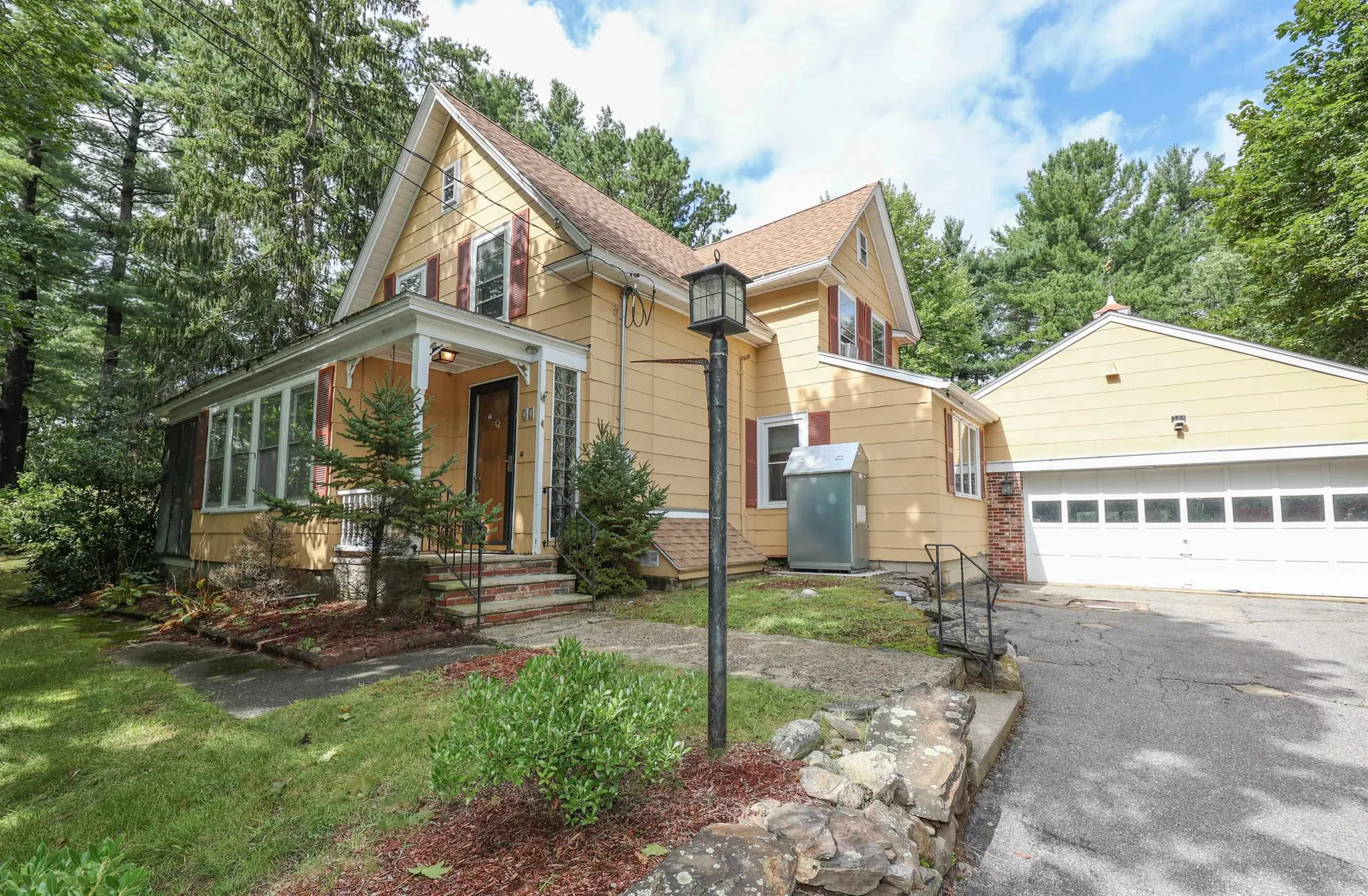21 Main Street Pelham NH 03076