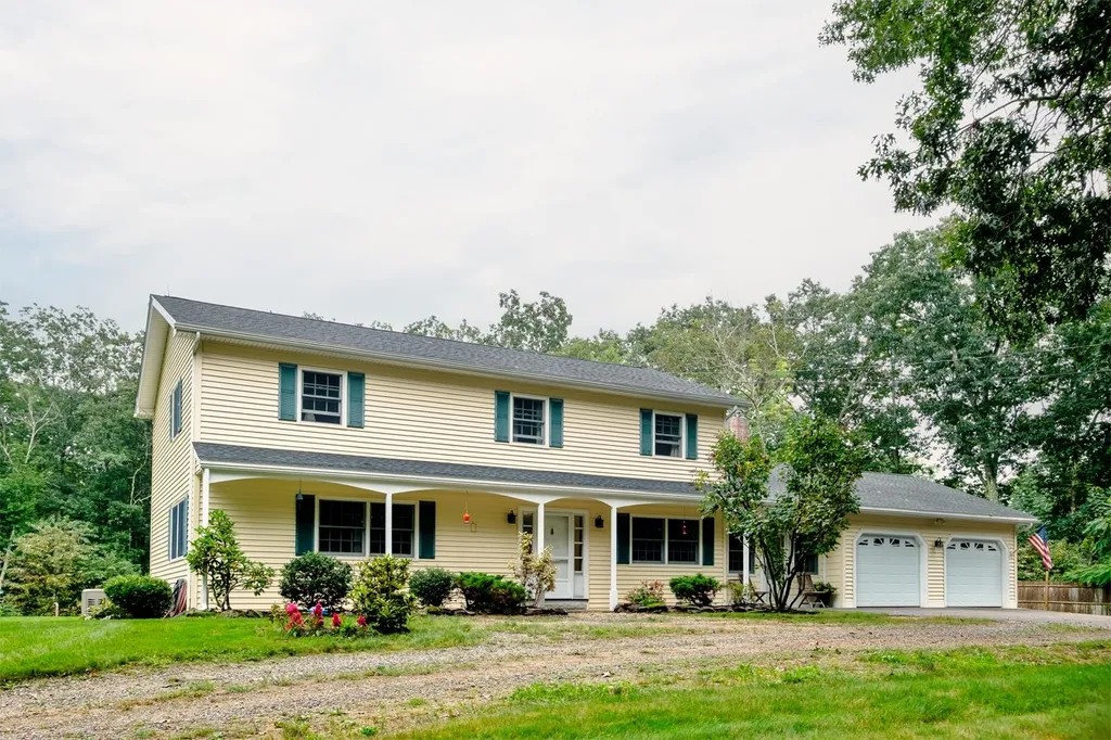 34 Snell Road Lee NH 03861
