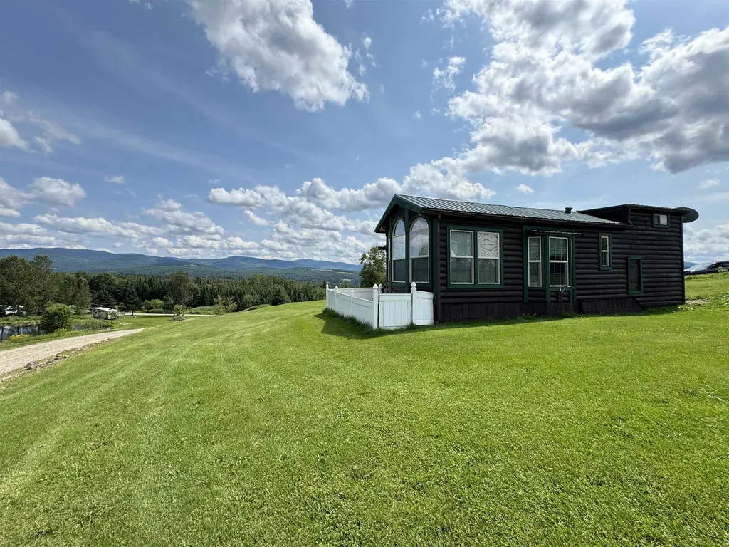 Mh6 Forbes Hill Road Colebrook NH 03576