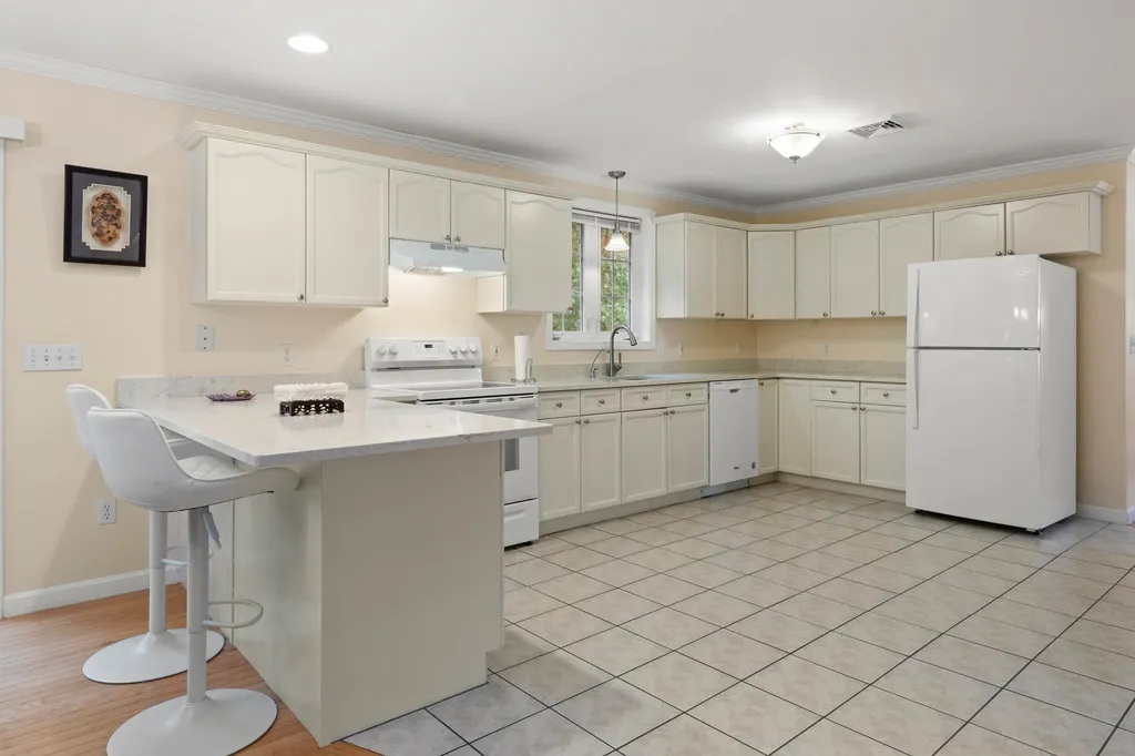 162 Londonderry Road Windham NH 03087