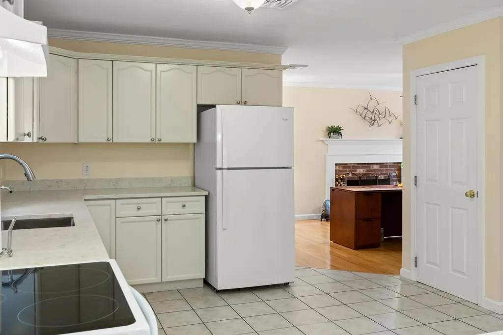 162 Londonderry Road Windham NH 03087