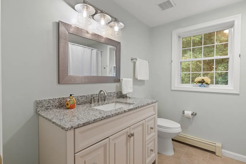 162 Londonderry Road Windham NH 03087