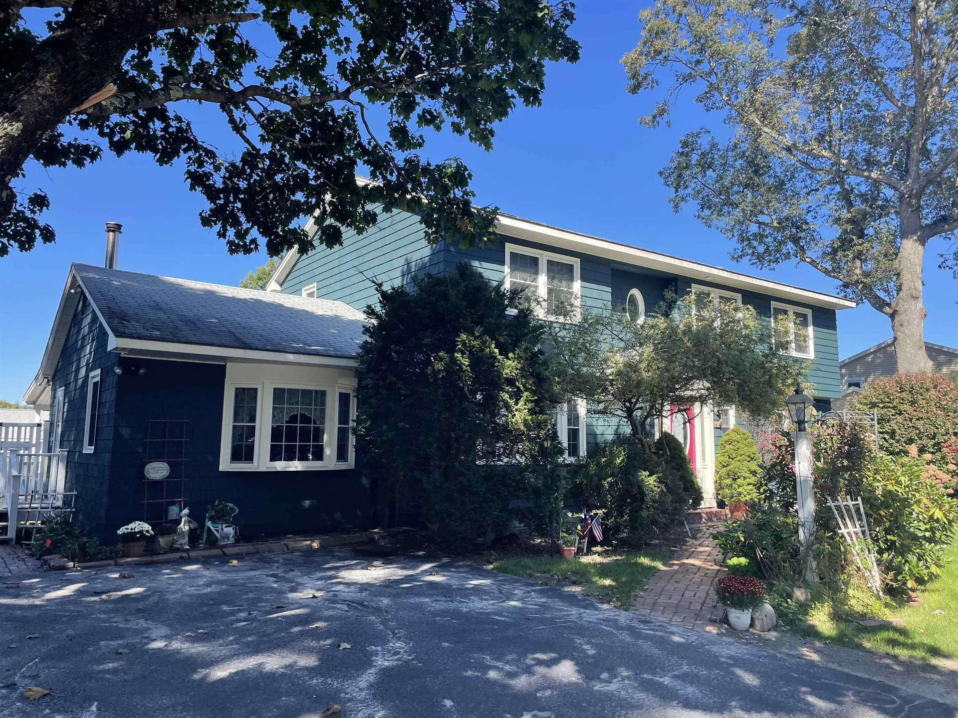 49 Cheyenne Drive Nashua NH 03063