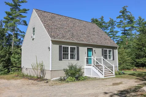 21 Beacon Lane Greenfield NH 03047