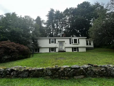 3 Williams Road Hillsborough NH 03244