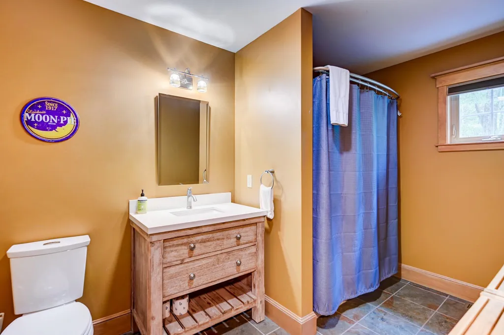 18 Ridge Circle Conway NH 03860