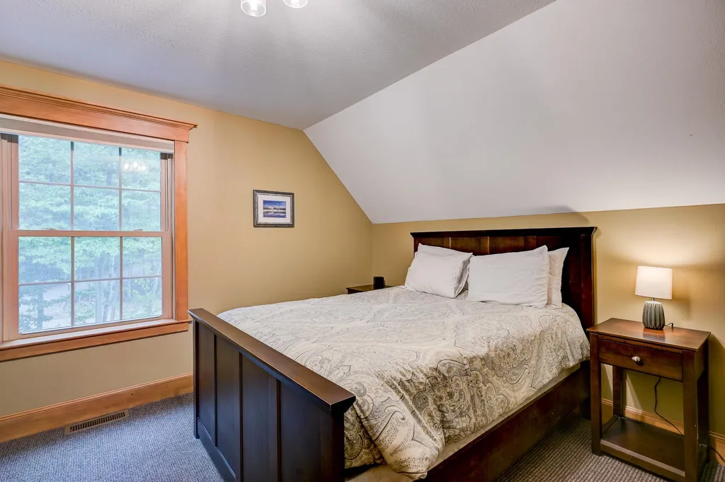 18 Ridge Circle Conway NH 03860