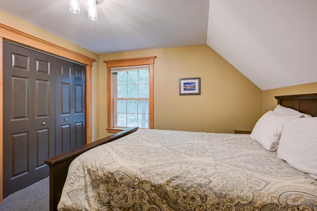 18 Ridge Circle Conway NH 03860