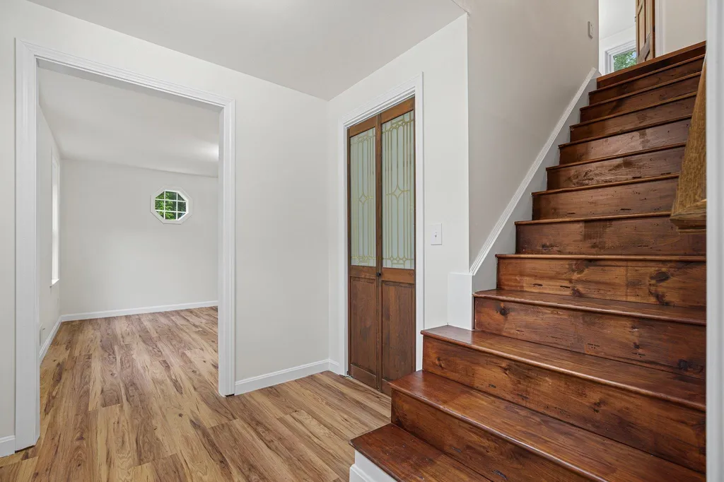 11 Woodland Drive Kingston NH 03848-3051