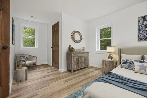 11 Woodland Drive Kingston NH 03848-3051