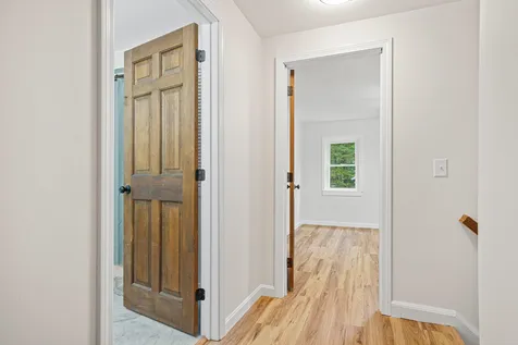11 Woodland Drive Kingston NH 03848-3051