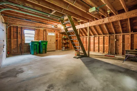 11 Woodland Drive Kingston NH 03848-3051