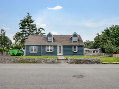2 Lafrance Avenue Nashua NH 03064