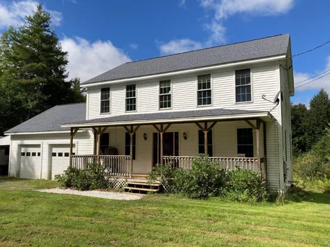 16 Oak Hill Road Enfield NH 03748