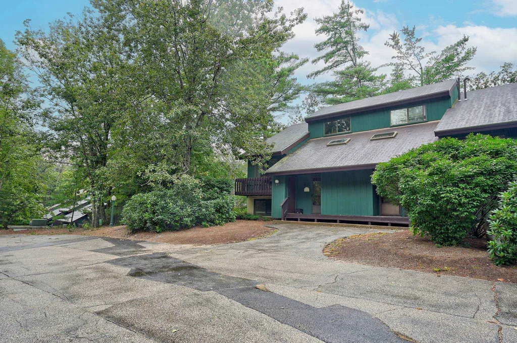 140 Stonehurst Manor Road Conway NH 03860