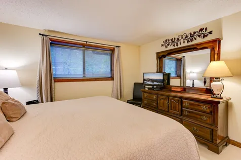 140 Stonehurst Manor Road Conway NH 03860