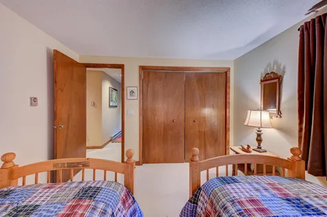 140 Stonehurst Manor Road Conway NH 03860