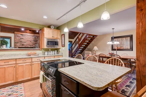 140 Stonehurst Manor Road Conway NH 03860