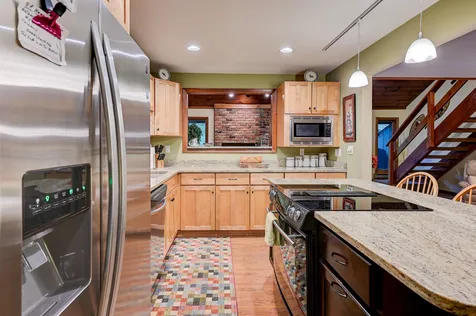 140 Stonehurst Manor Road Conway NH 03860