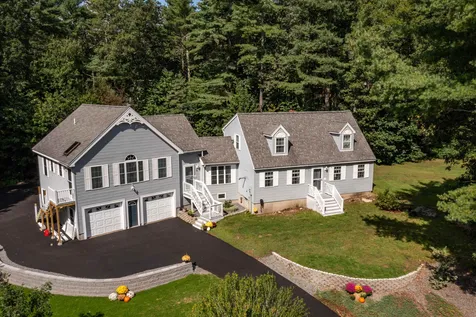 5 Raven Terrace Londonderry NH 03053