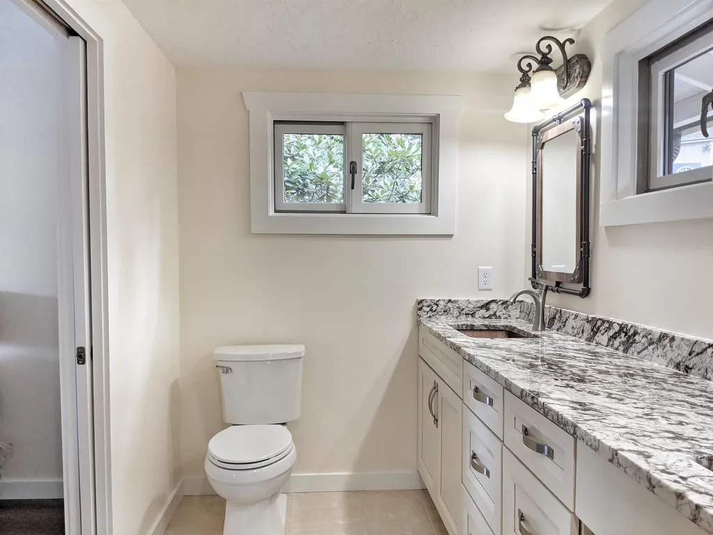 60 Water Street Meredith NH 03253