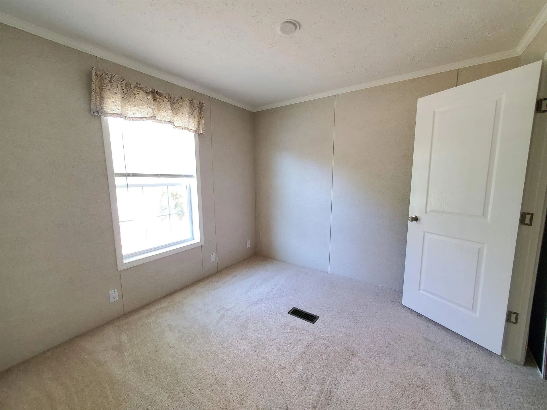 3 Daniel Drive Enfield NH 03748