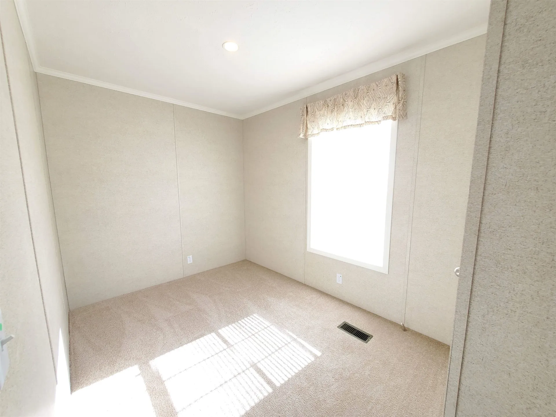 3 Daniel Drive Enfield NH 03748