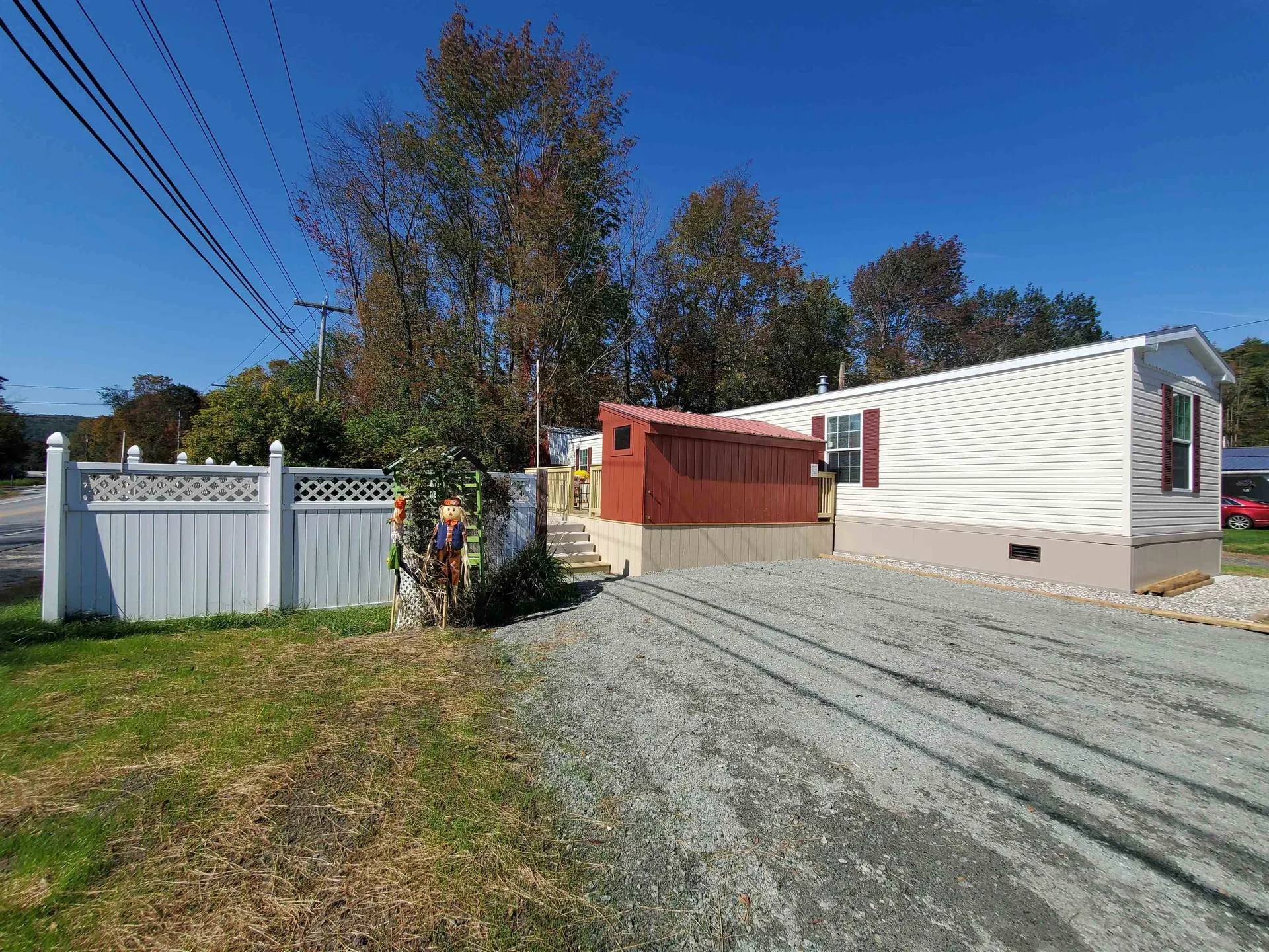 3 Daniel Drive Enfield NH 03748