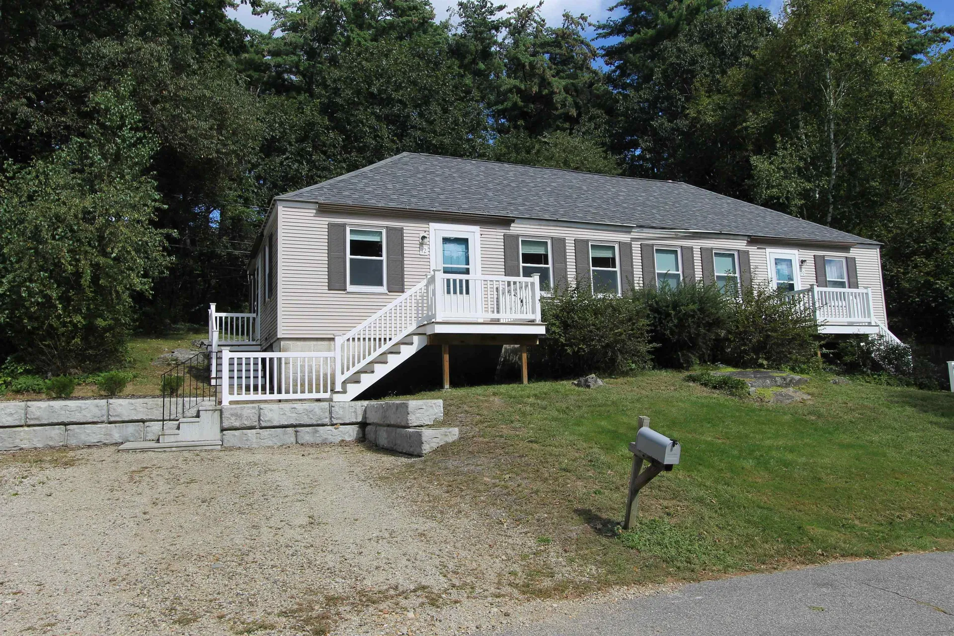 12 Phelps Street Kittery ME 03904