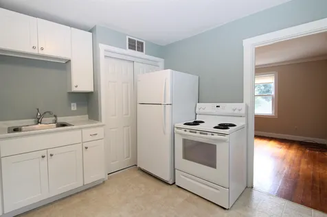 12 Phelps Street Kittery ME 03904