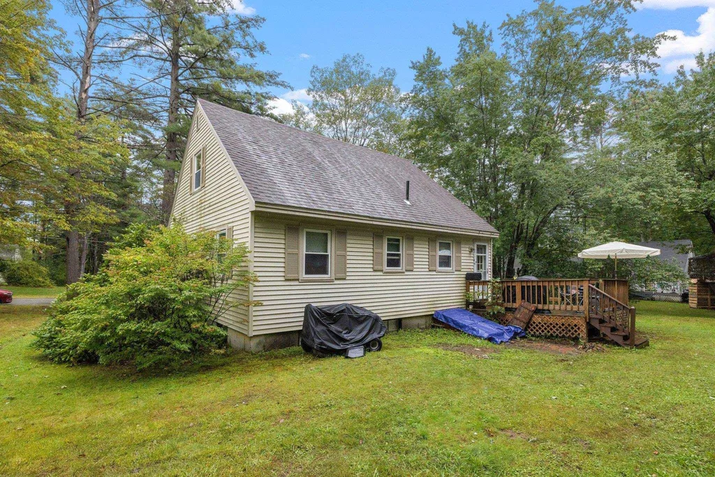 56 Mark Road Franklin NH 03235