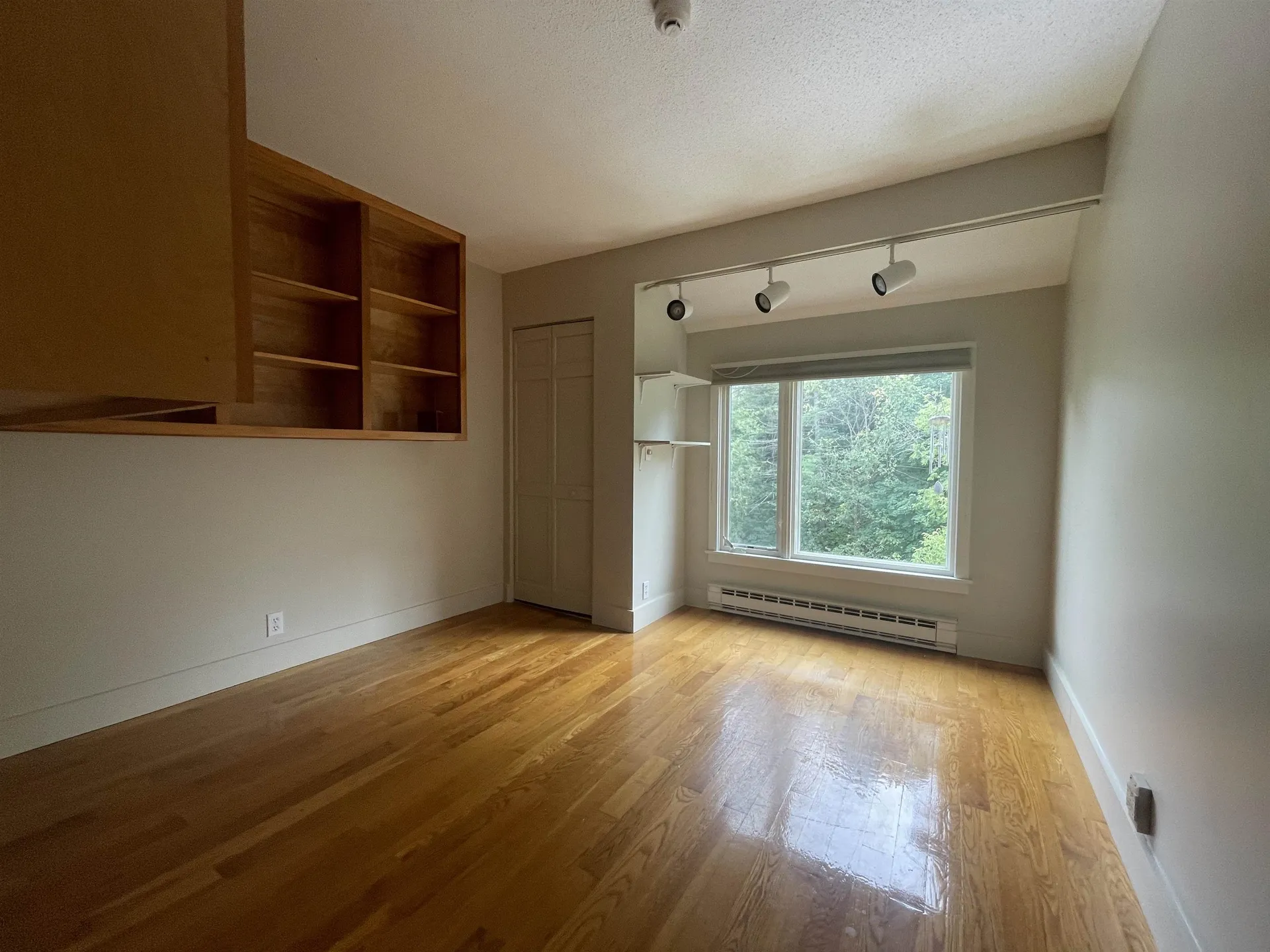 206 Brook Hollow Hanover NH 03755