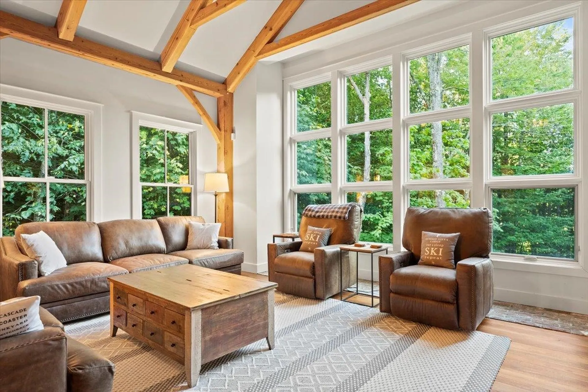 10 Forest Heights Dover VT 05356