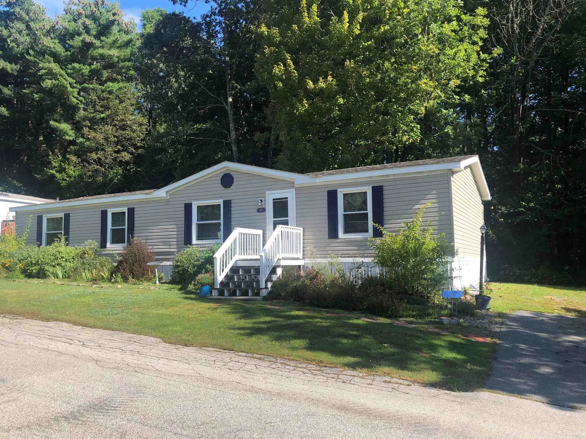 43 Deer Run Lane Northwood NH 03261