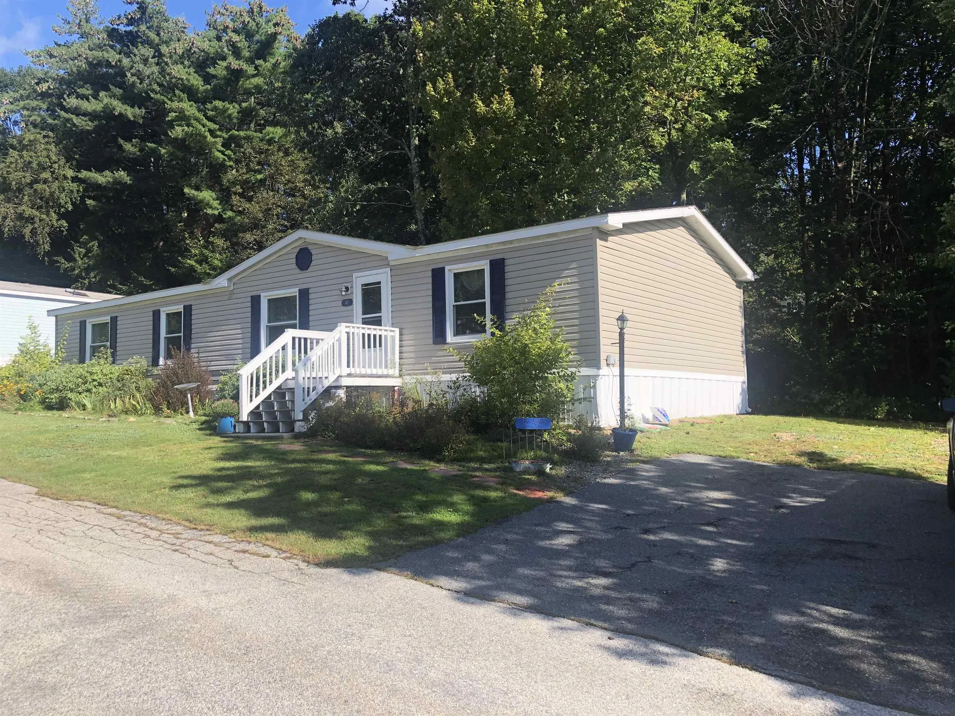 43 Deer Run Lane Northwood NH 03261