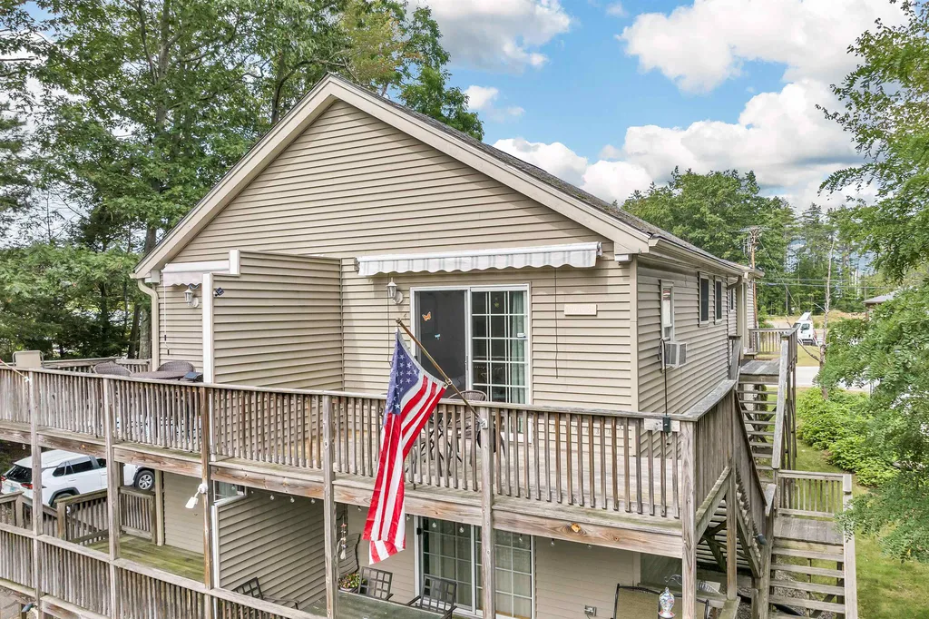 997 Laconia Road Tilton NH 03276