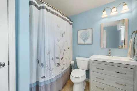 997 Laconia Road Tilton NH 03276