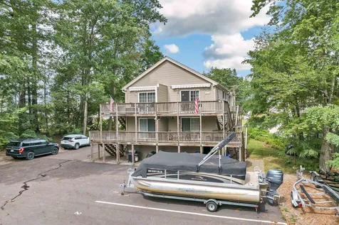 997 Laconia Road Tilton NH 03276