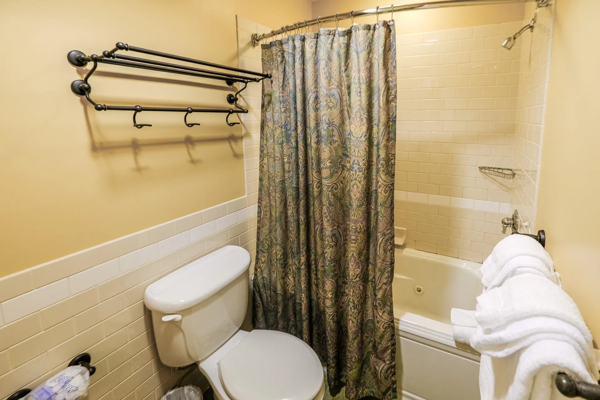 517/519 Qi Jackson Gore Adams House Ludlow VT 05149