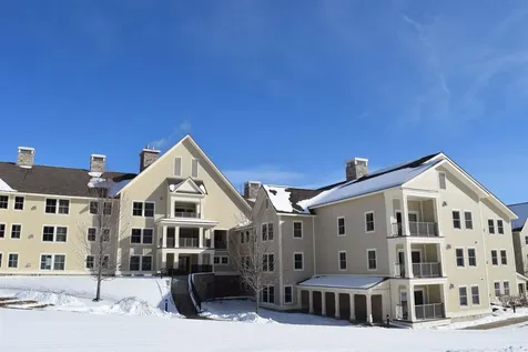 517/519 Qi Jackson Gore Adams House Ludlow VT 05149