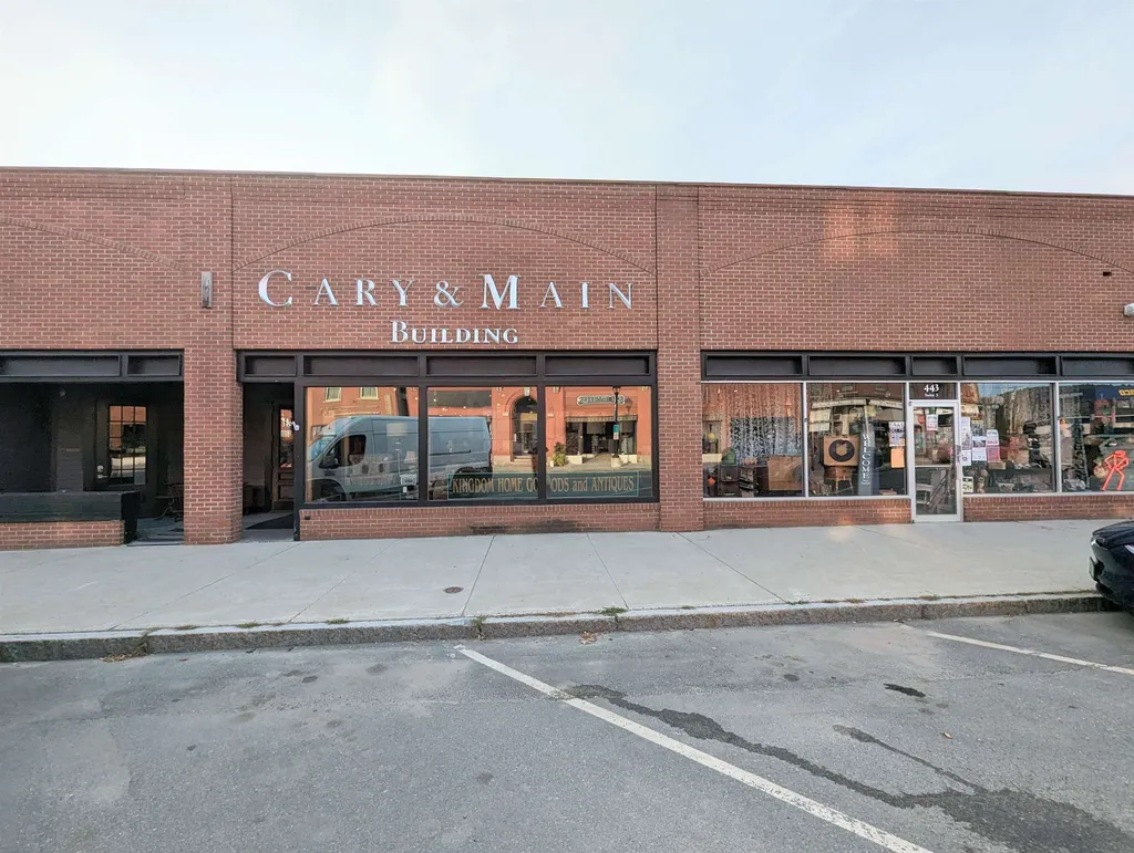 443 Railroad Street St. Johnsbury VT 05819